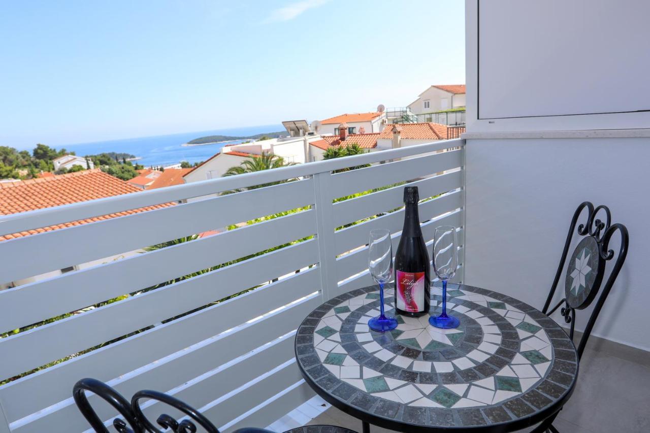 Stella Maris, Hvar - Rooms With A Balcony And A Stunning Sea View Hvar Town Kültér fotó